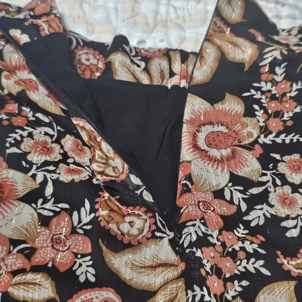 New! Esqualo Black Floral Lace Hem Skirt Gold Peach Tones Size 4 - Picture 3 of 8